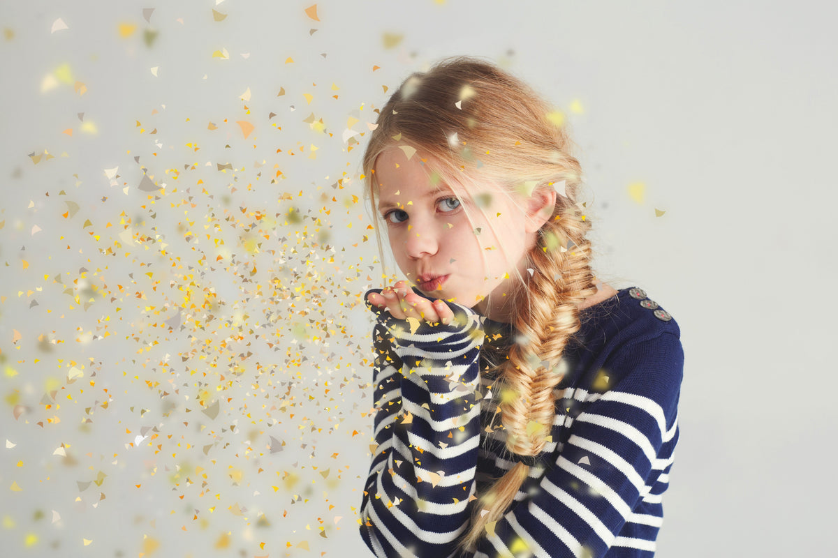 Blowing Glitter Overlays – Photoshop & More