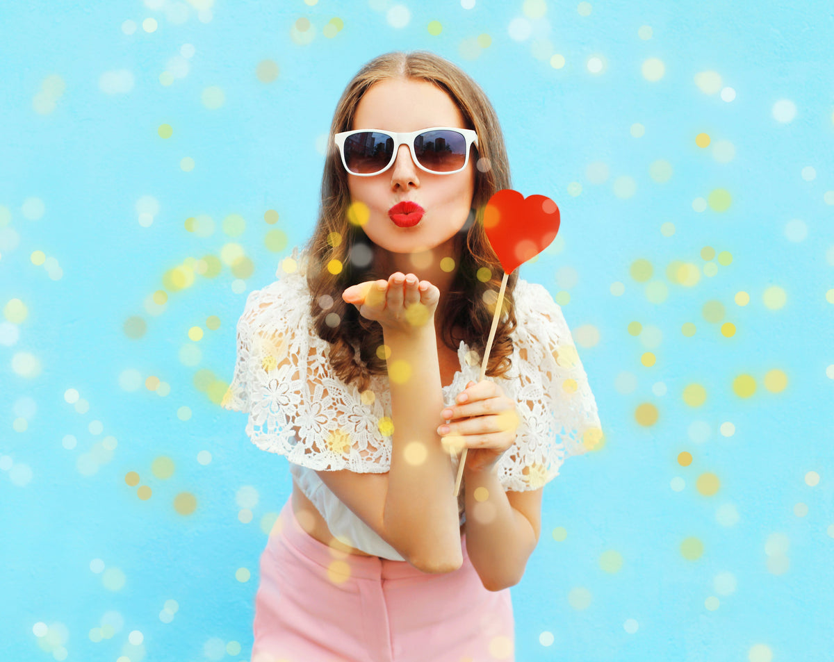 Blowing Glitter Overlays – Photoshop & More