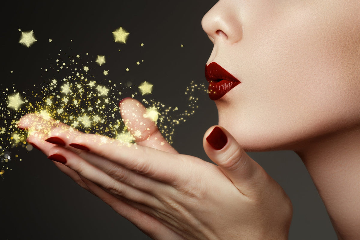 Blowing Glitter Overlays – Photoshop & More